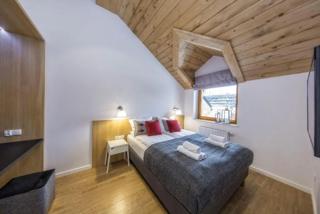 Room, ApartHotel Giewont, Krakow