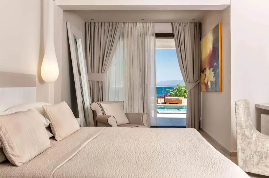 SUITE SEA VIEW WITH PRIVATE POOL Room, Kassandra Bay Resort, Suites & SPA, Skiathos