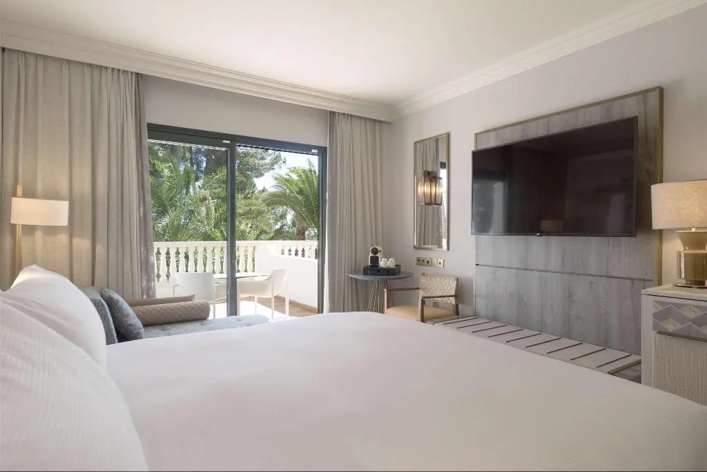 DOUBLE GUEST ROOM Room, Hilton Mallorca Galatzo, Majorca
