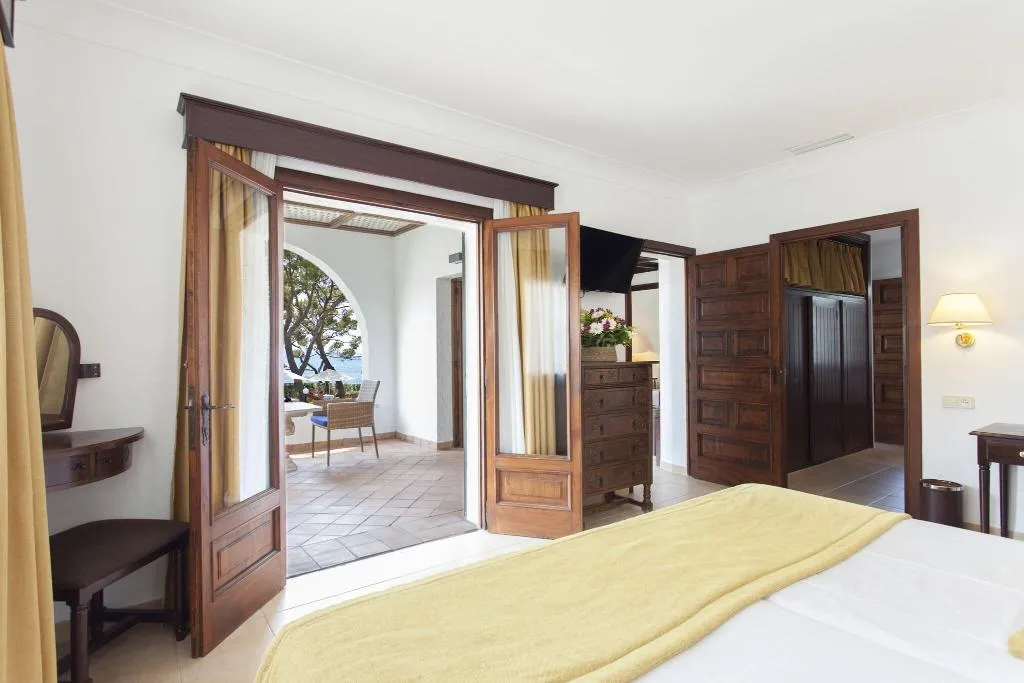 SUITE OCEAN VIEW KING BED Room, Bendinat, Majorca