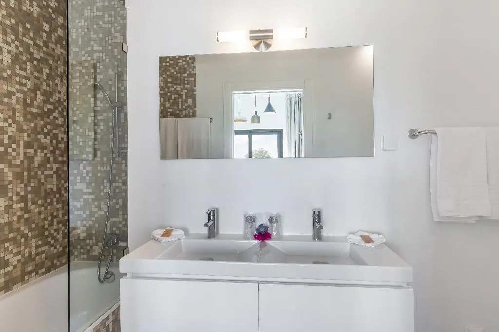 TOWNHOME TWO BEDROOMS Room, Quinta do Algarvio Village, Algarve