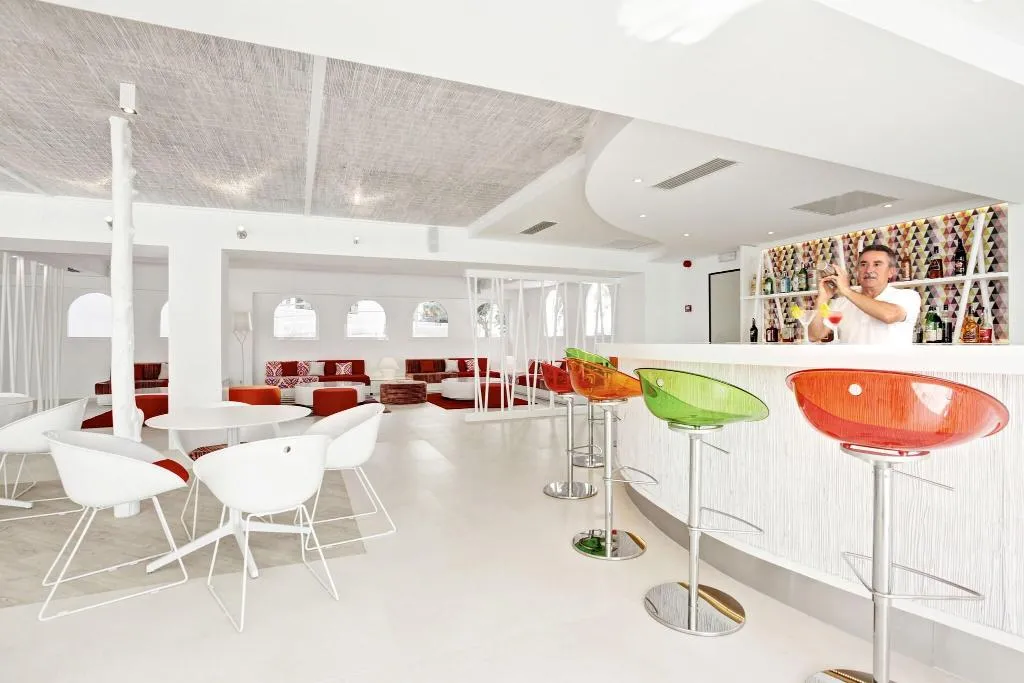 Bar, Grupotel Ibiza Beach Resort. Adults Only, Ibiza