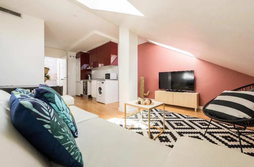 APARTMENT CAPACITY 4 ONE BEDROOM Room, Apartamentos Madrid Puerta del Sol, Madrid