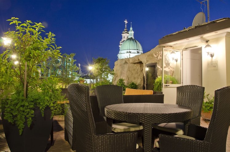 Hotel Palma, Naples