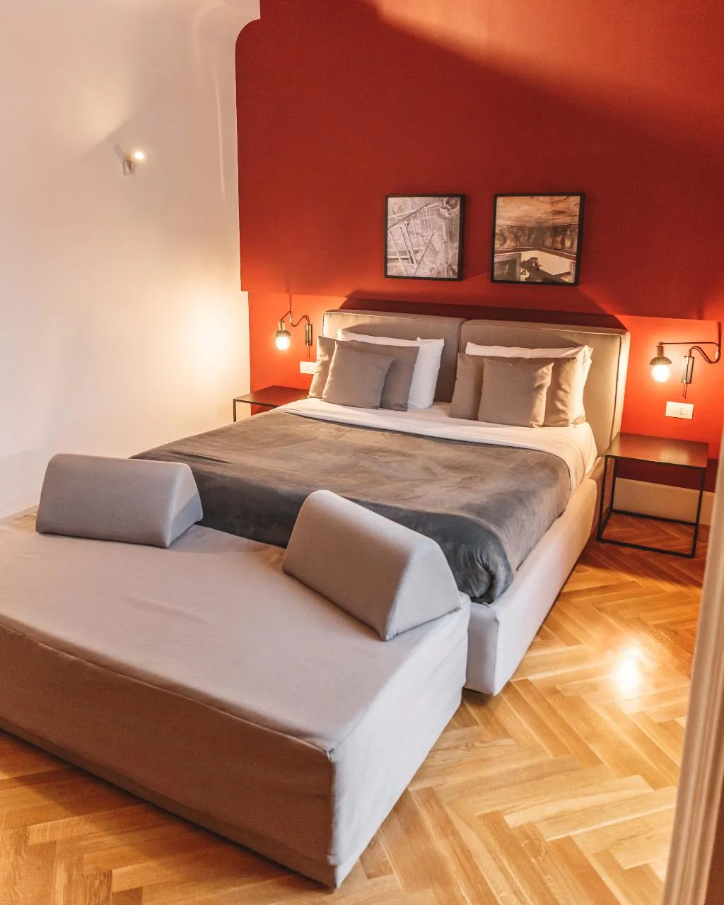 DOUBLE DELUXE Room, Relais Della Porta, Naples