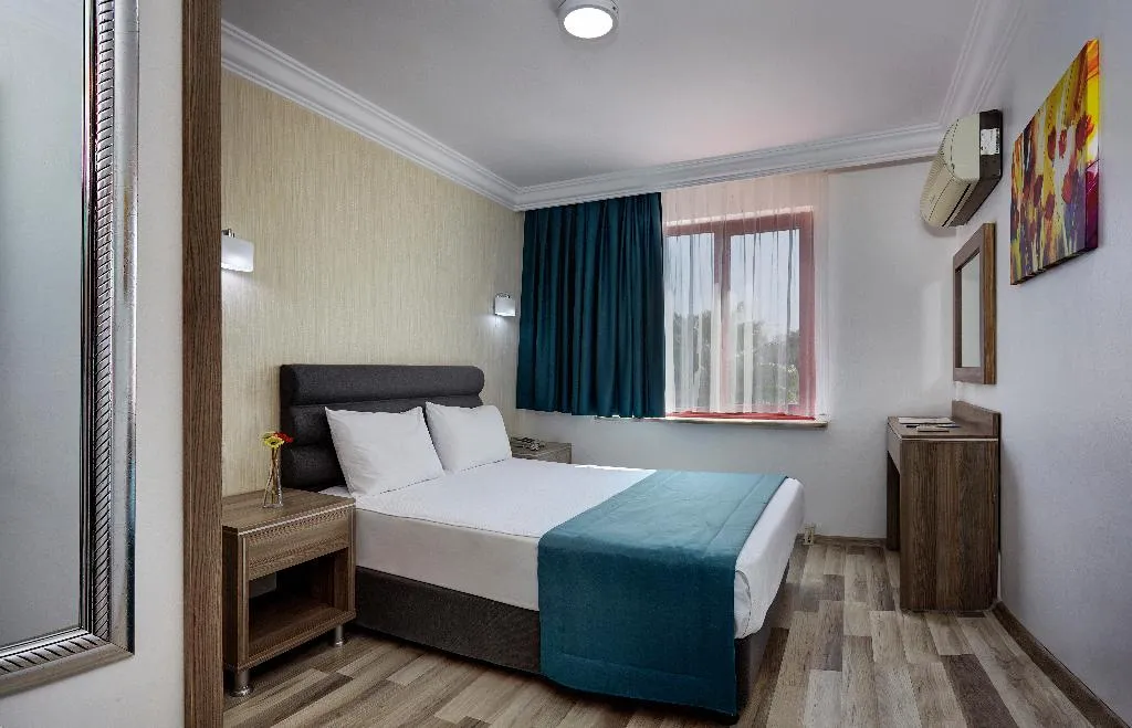 FAMILY ROOM STANDARD Room, Billurcu Hotel Sarimsakli, Izmir