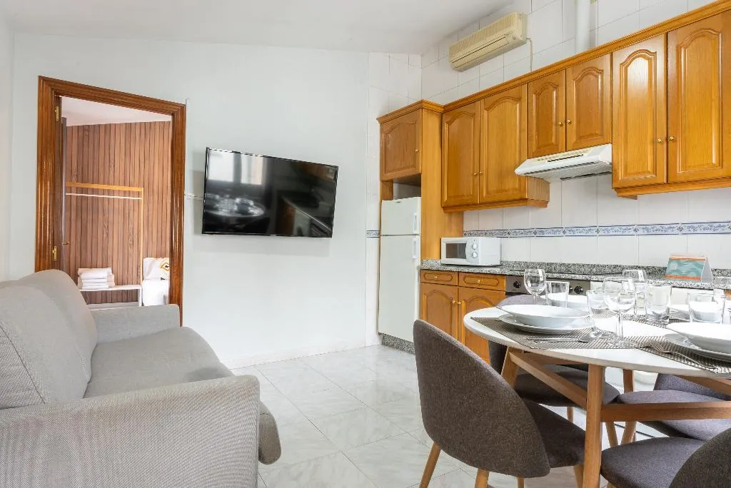APARTMENT CAPACITY 2 Room, Smartr Chueca, Madrid