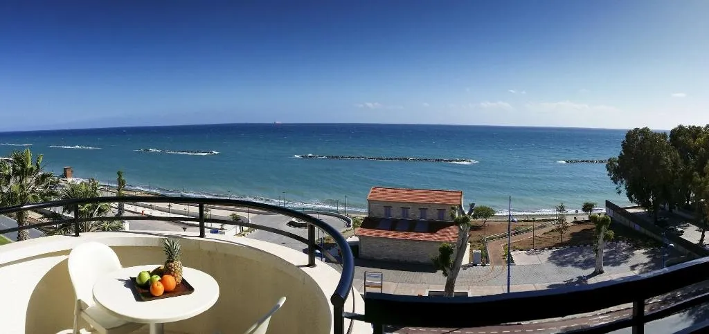 Room, Pigeon Beach Hotel Apartments, Cyprus