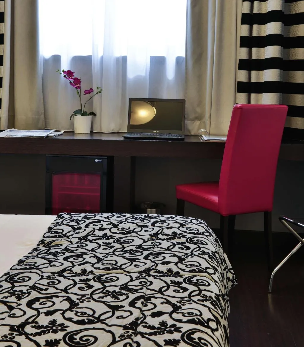TWIN TWO BEDS Room, Best Western Cinemusic Hotel, Naples