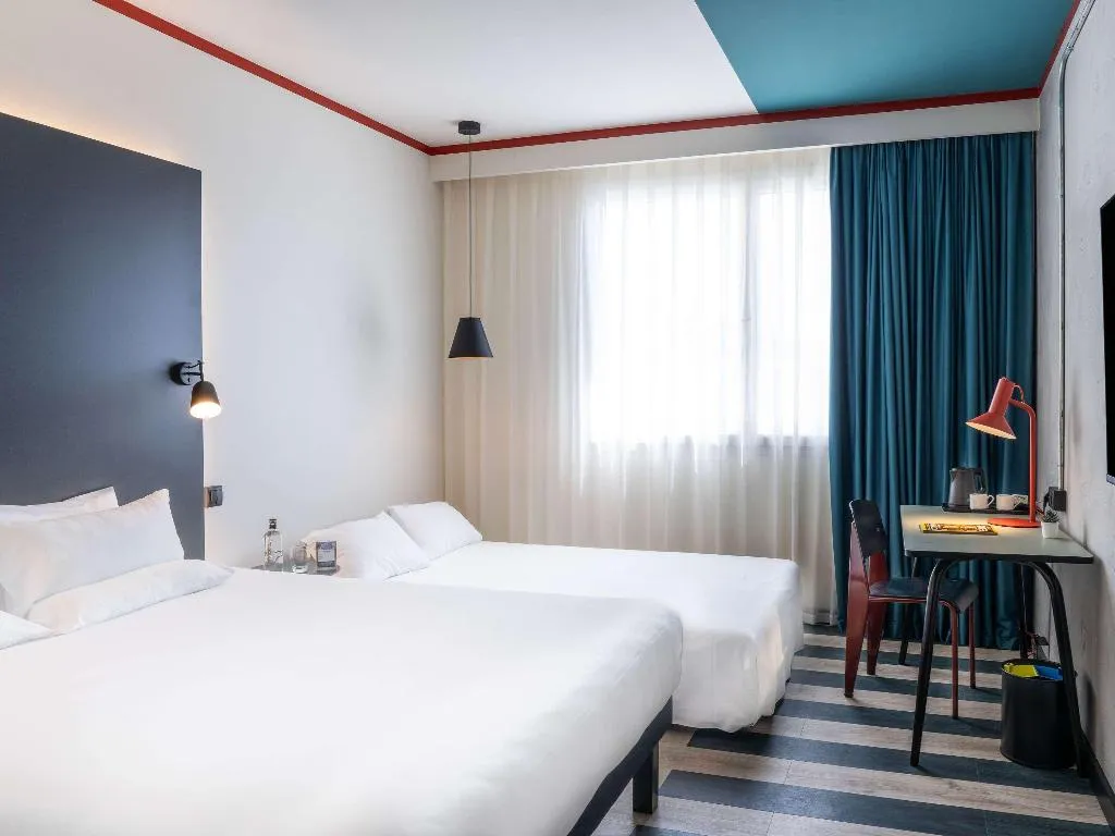 FAMILY ROOM WITH DOUBLE BED Room, ibis Styles Barcelona Sant Joan Despi, Barcelona