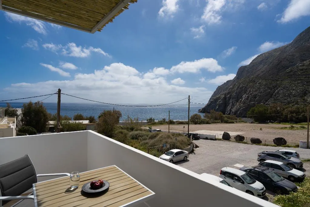 QUADRUPLE SEA VIEW Room, Sunray Lodgings, Santorini