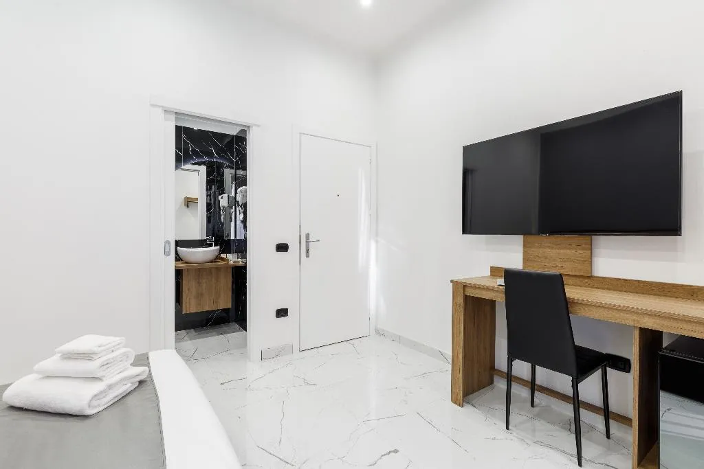 DOUBLE SUPERIOR Room, Sant'Angelo Suites, Naples