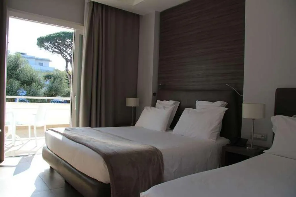 Room, Hotel Marad, Naples