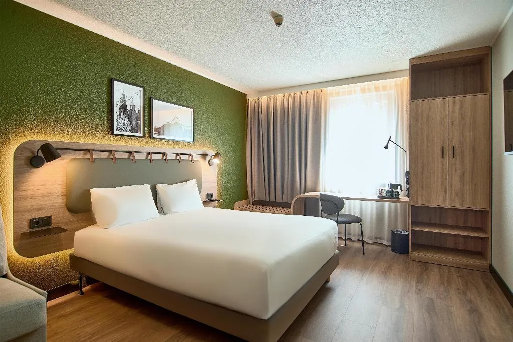 DOUBLE QUEEN SIZE BED Room, Campanile Prime Krakow Old Town, Krakow