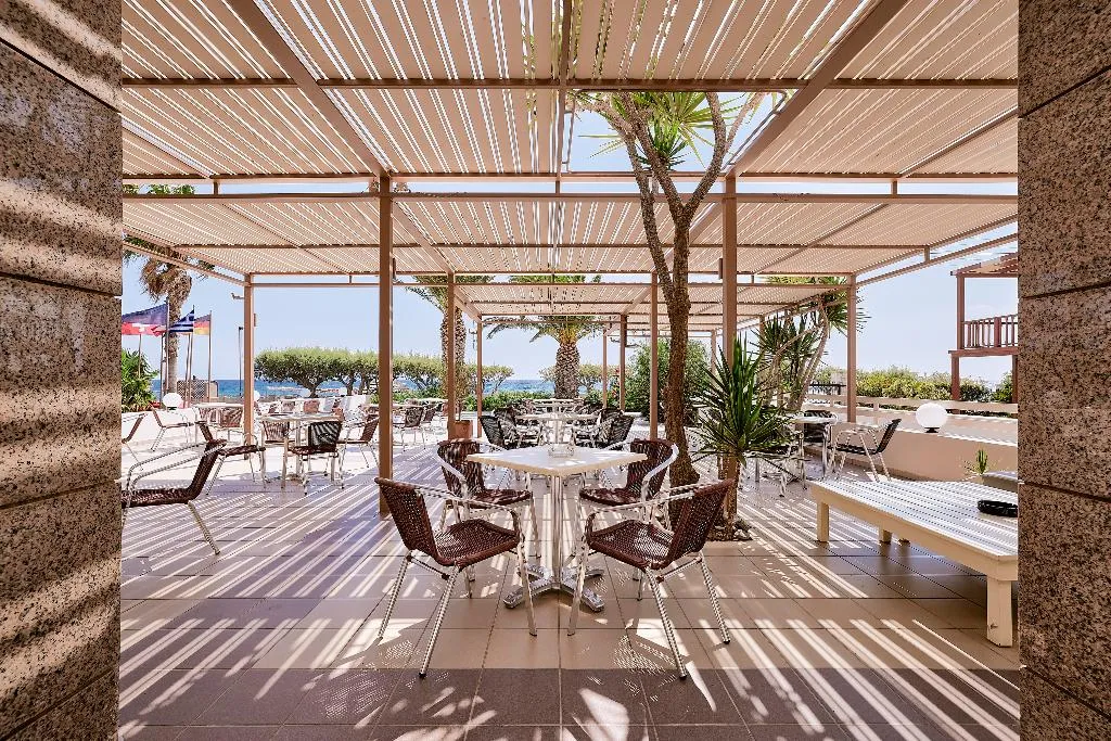 Terrace, Tylissos Beach Hotel - Adults Only, Crete