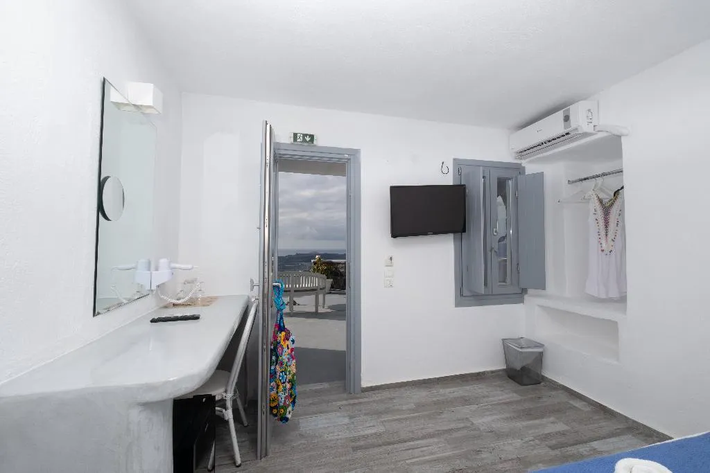 Double or Twin WITH VIEWS Room, Loucas On The Cliff, Santorini