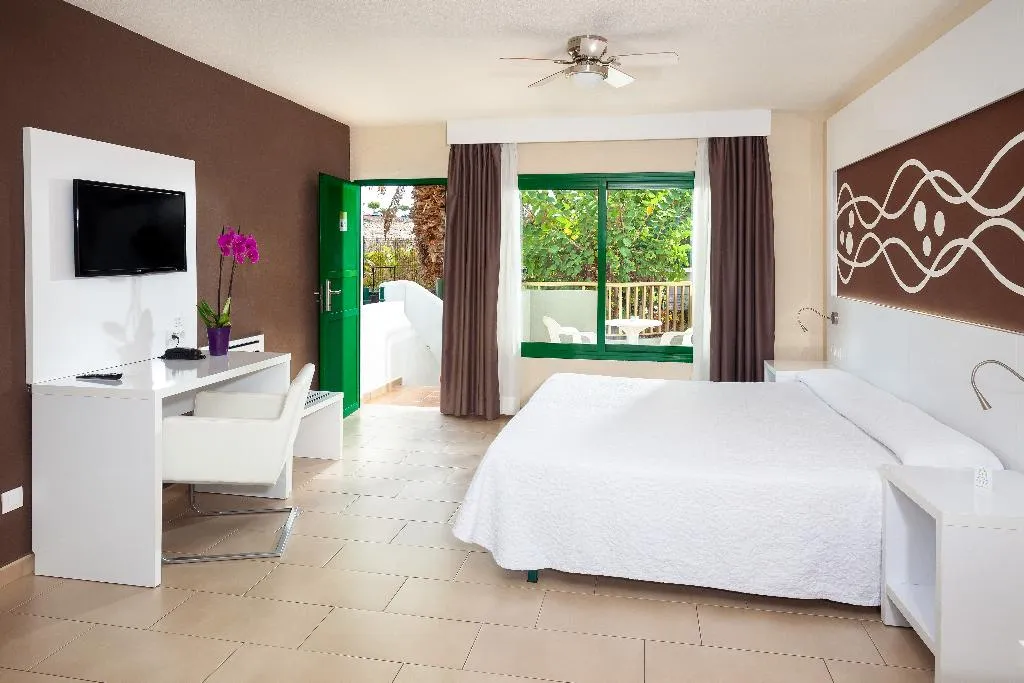 STUDIO CAPACITY 1 Room, Playaolid Suites and Apartments, Tenerife