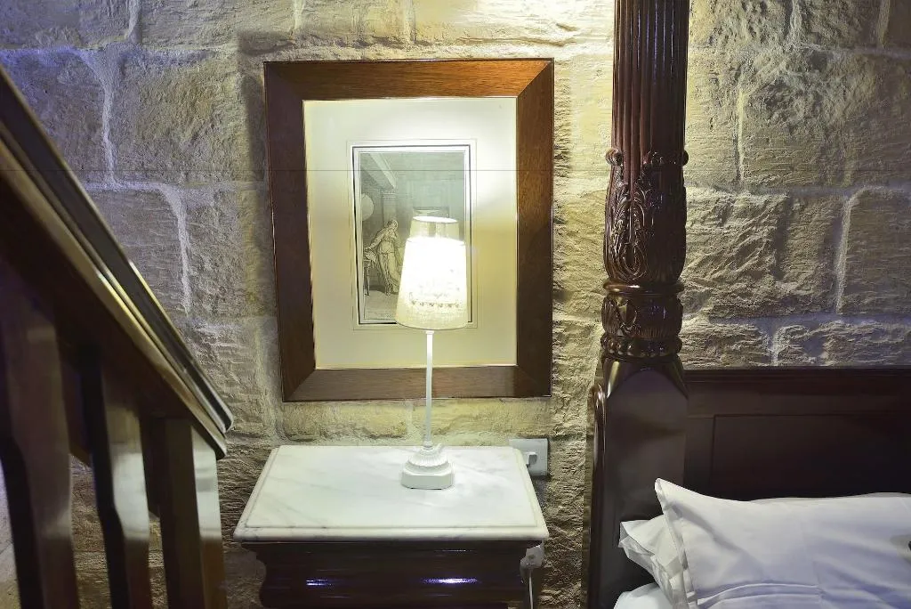 Room, The Burrow Guest House, Malta