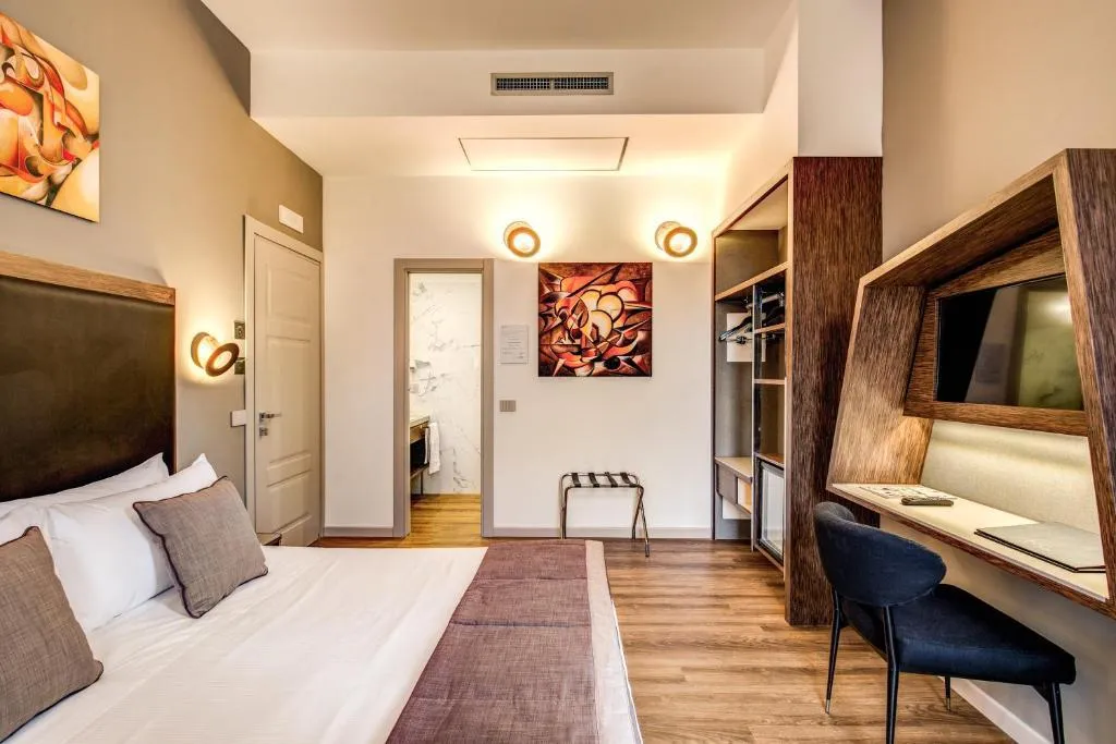 DOUBLE SUPERIOR Room, Al Manthia Hotel, Rome