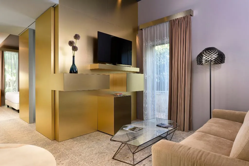 SUITE POOL VIEW Room, Minareto, Catania