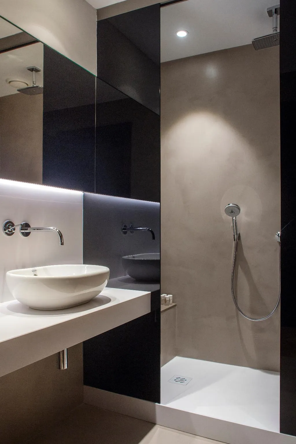 DOUBLE PREMIUM Room, Alexandra Barcelona, Curio Collection by Hilton, Barcelona