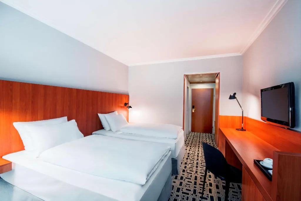 DOUBLE STANDARD Room, NH Prague City, Prague
