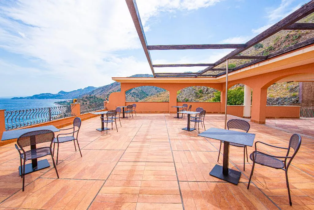 Terrace, Baia Taormina Hotel CDS Hotels, Taormina