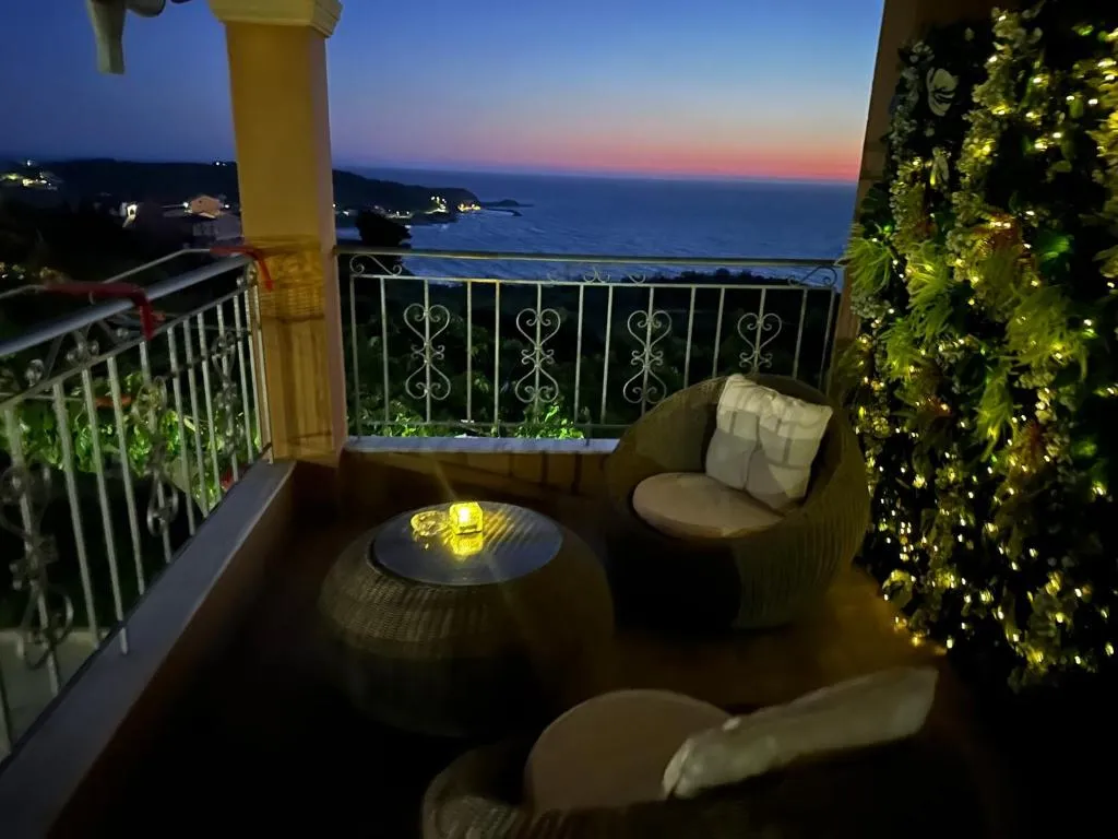 STUDIO DELUXE ONE BED Room, Nikos Apartments Corfu, Corfu