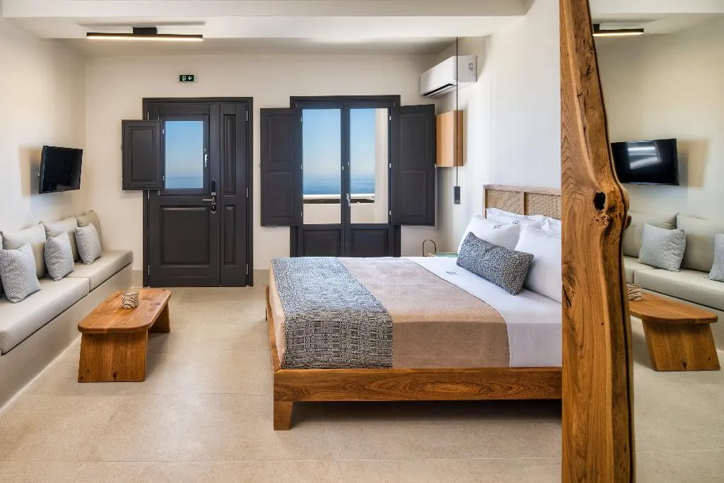 JUNIOR SUITE WITH JACUZZI Room, Venus Sunrise Suites & Villas, Santorini