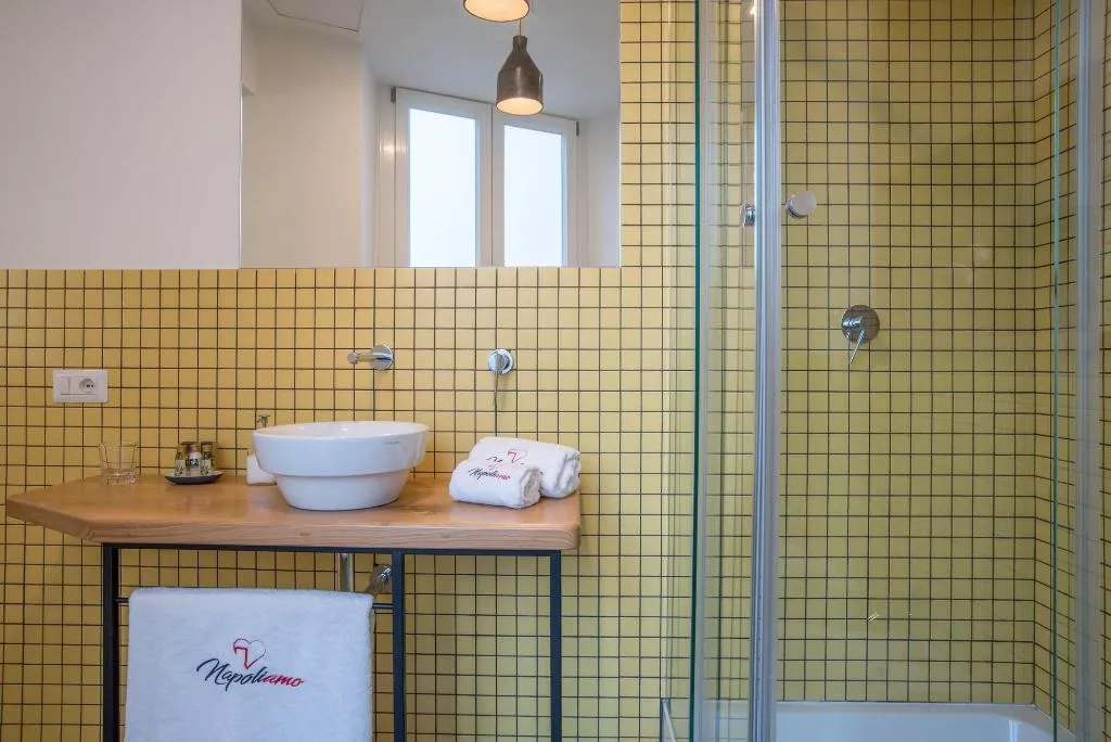 Room, Napoliamo Guest House, Naples
