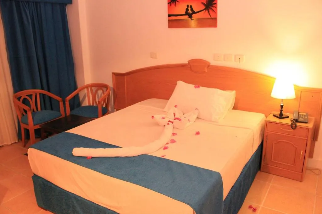 Room, Grand Blue St Marea Hotel & Aqua Park, Red Sea Riviera