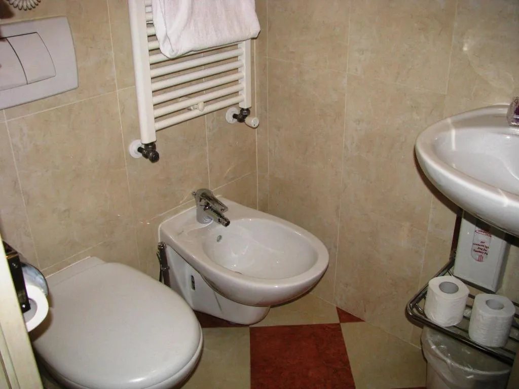 TRIPLE STANDARD Room, Hotel Belle Epoque, Venice