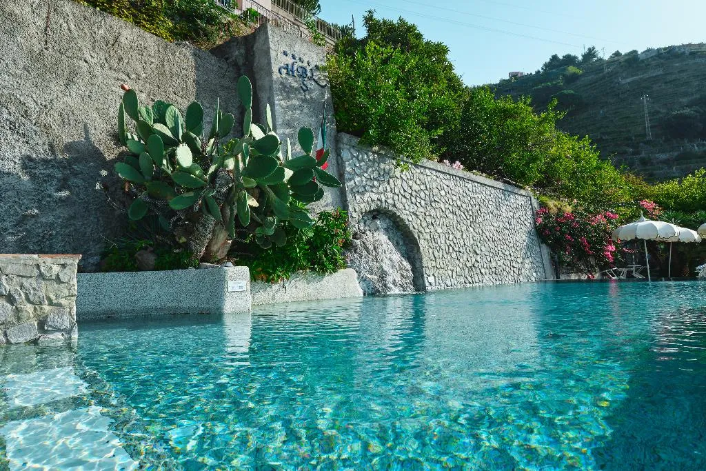 Pool, Botanico San Lazzaro, Naples