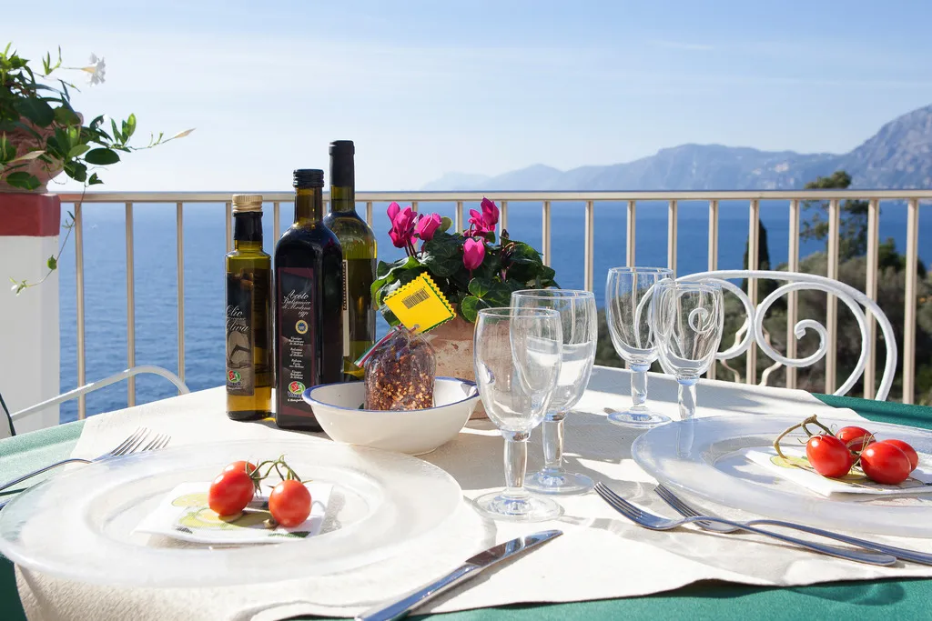 Restaurant, Villa Bella Vista near Positano and Amalfi, Naples