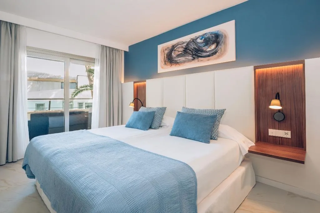 FAMILY ROOM STANDARD Room, Iberostar Selection Playa de Muro Village, Majorca
