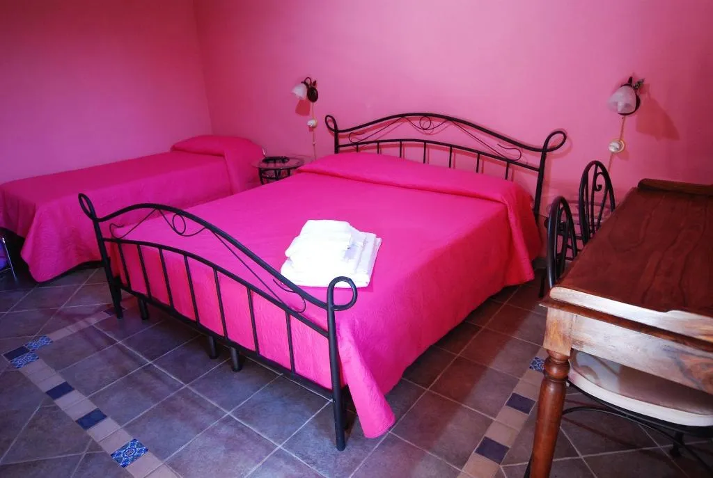 Room, Giucalem La Casa Negli Orti, Catania