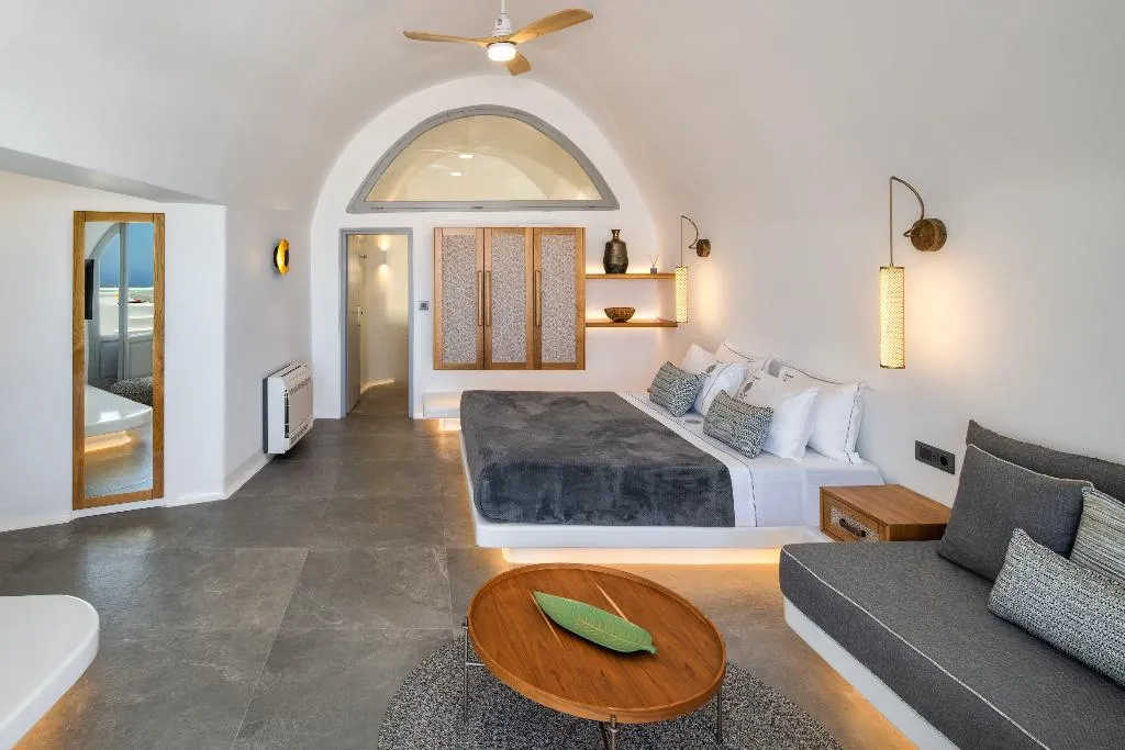 General view, Eteoro Suites, Santorini