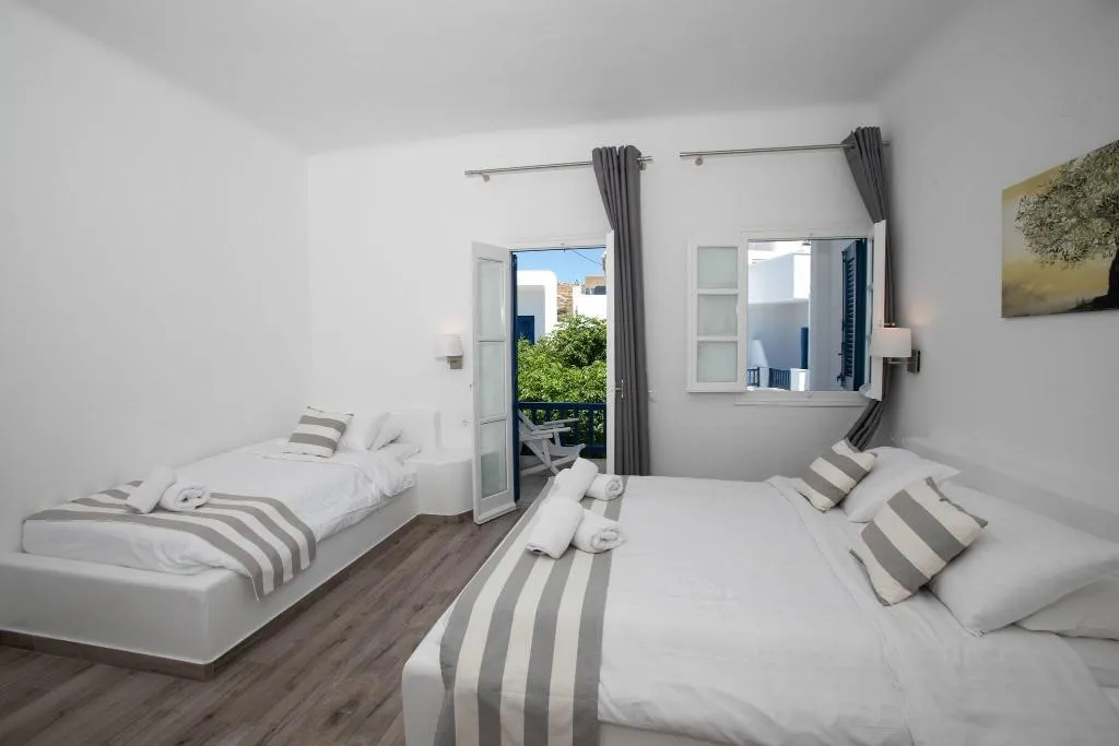 TRIPLE DELUXE GARDEN VIEW Room, Acrogiali, Mykonos