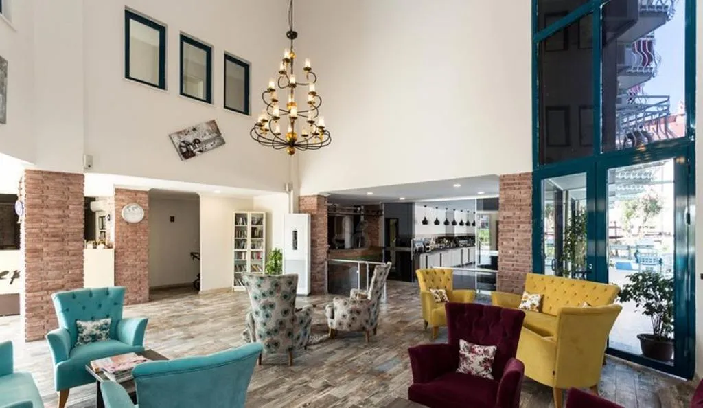 Lobby, Remer, Dalaman