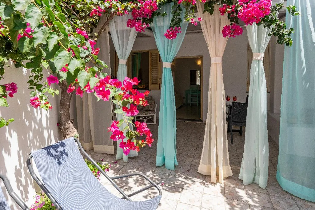 Terrace, Hotel Ossidiana Stromboli, Palermo