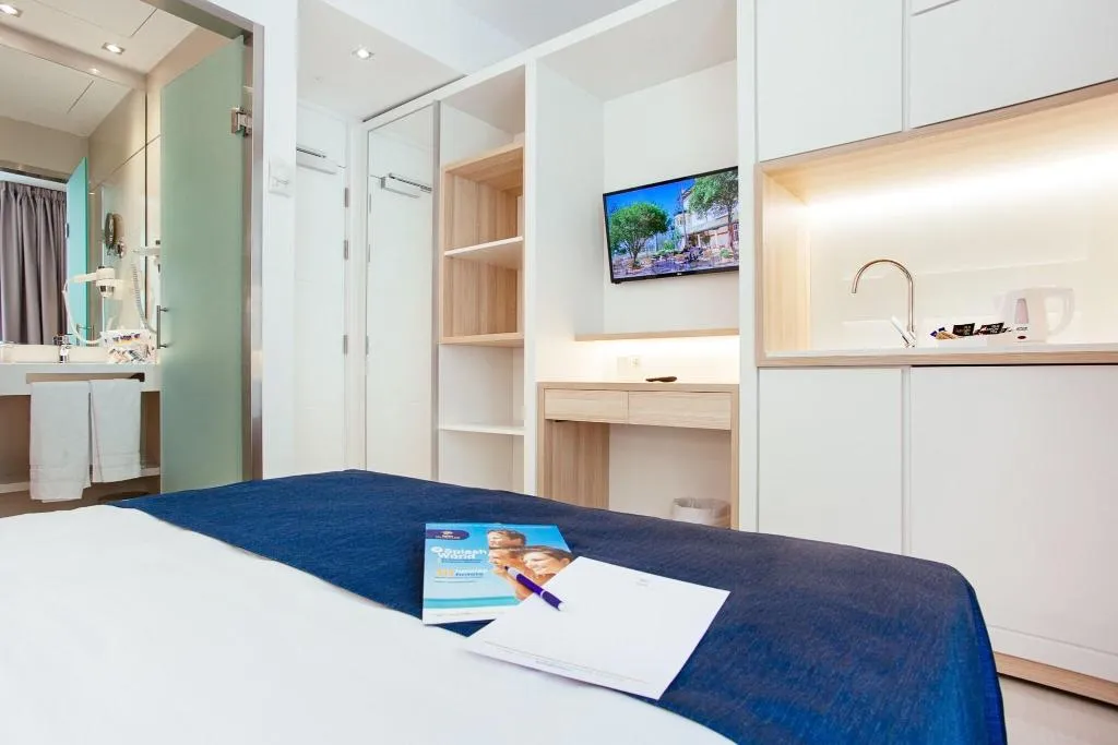 Room, Globales Acis & Galatea Hotel, Madrid