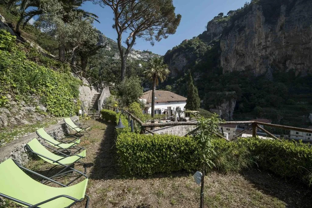 Sports and Entertainment, Hotel Villa Annalara, Naples