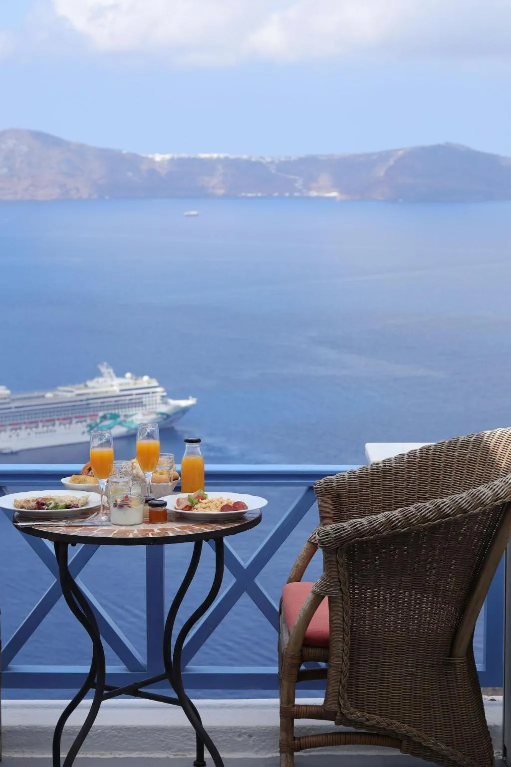 Restaurant, Golden Grey Goose, Santorini