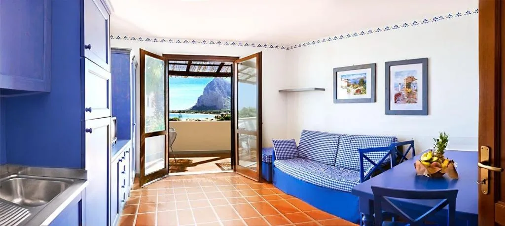 Room, Villaggio Cala Mancina, Palermo