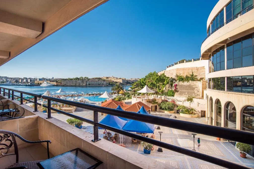 Room, Grand Hotel Excelsior, Malta