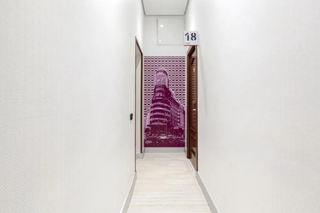 Lobby, Hostal Castilla I, Madrid
