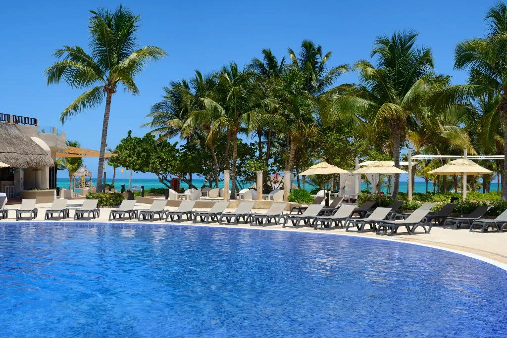 Pool, Catalonia Playa Maroma All Inclusive, Cancun Area