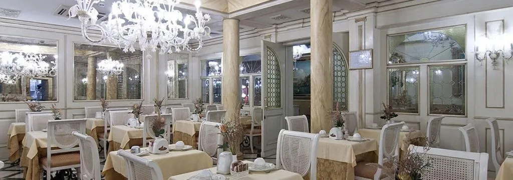 Restaurant, Hotel Belle Epoque, Venice