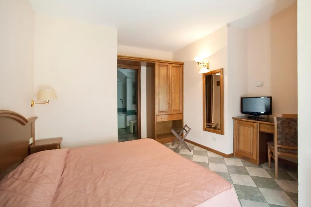 DOUBLE STANDARD Room, Park Hotel Villa Giustinian, Venice