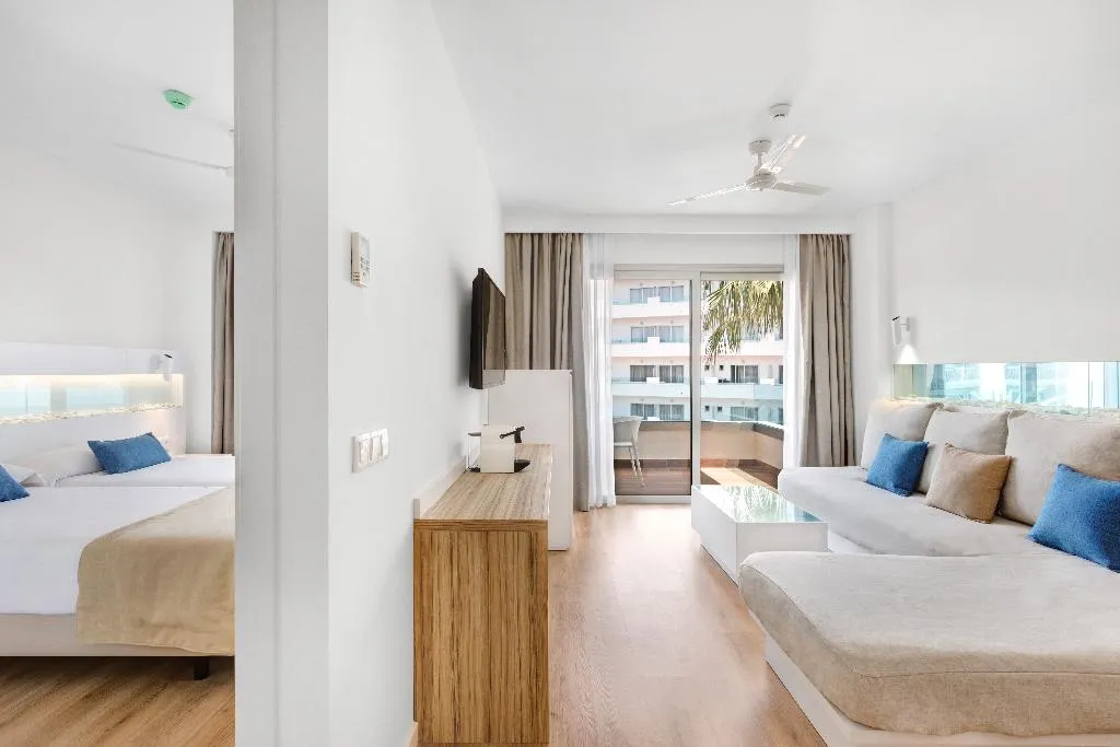 Room, Metropolitan Playa, Majorca